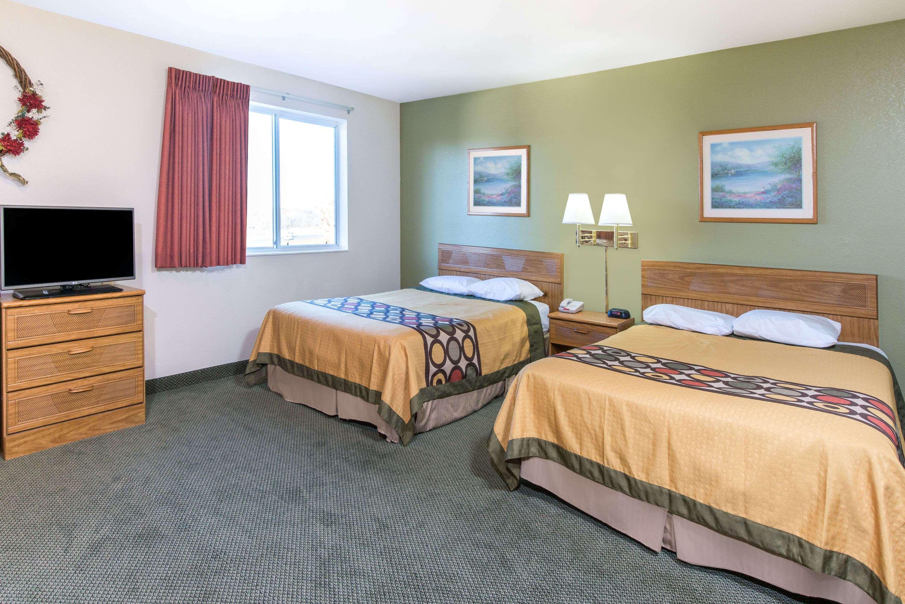 Super 8 By Wyndham West Middlesex/Sharon Area Hotel Kültér fotó
